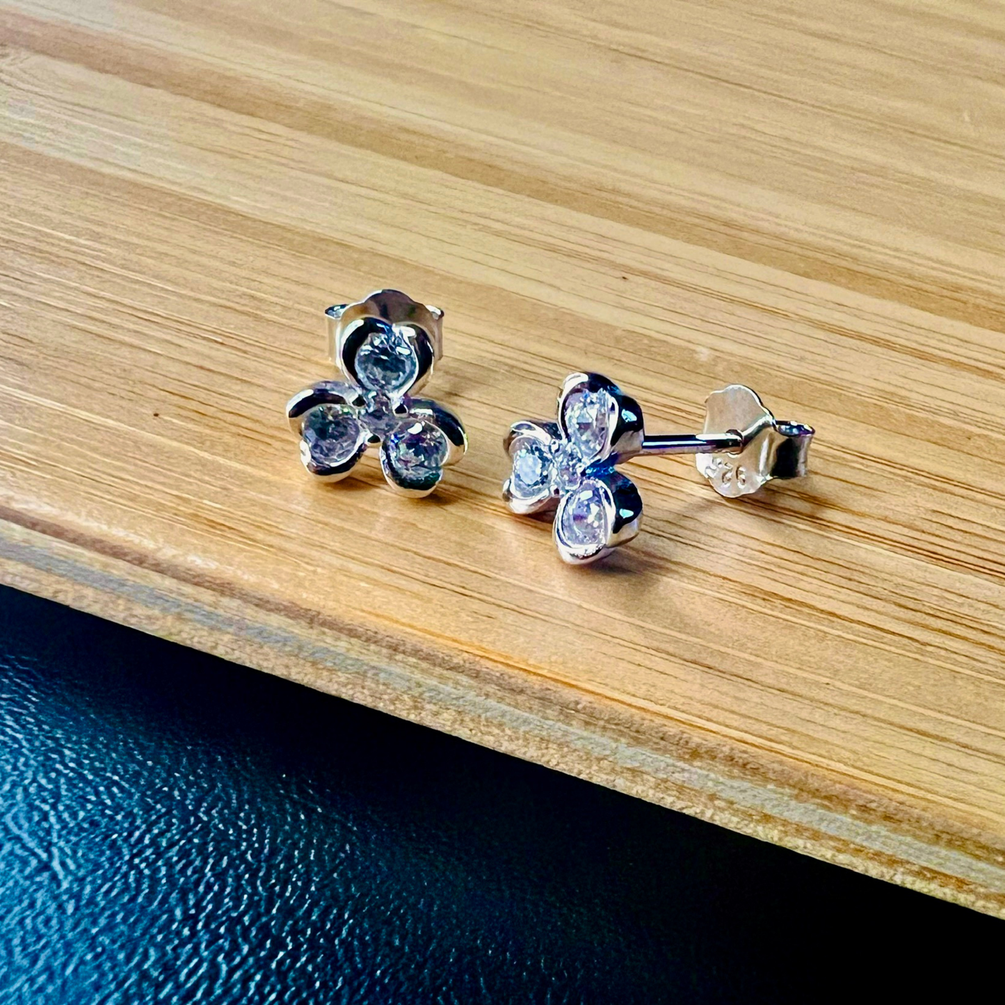 Sterling Silver 3 leaf heart clover CZ Stud Earrings