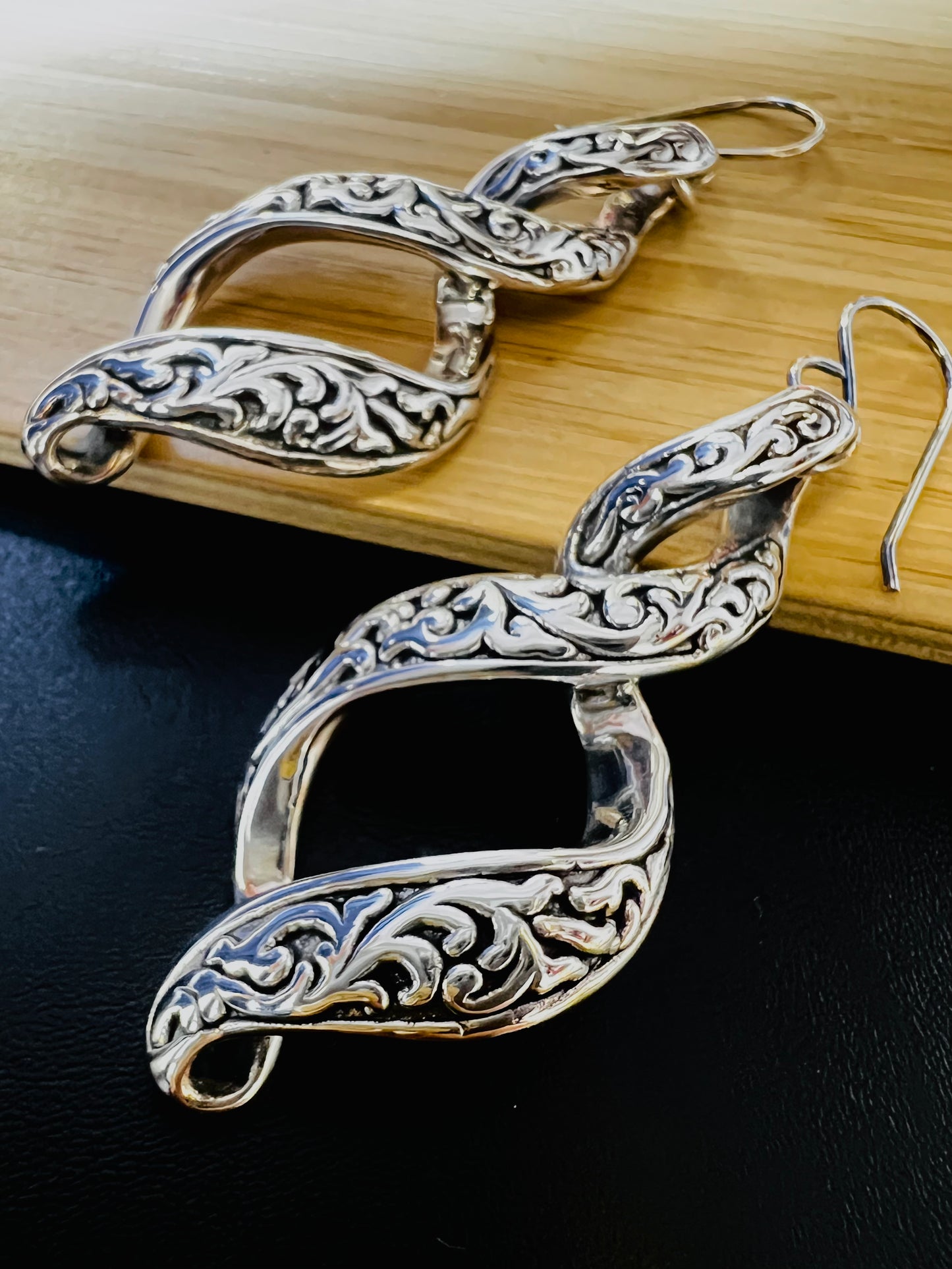 Sterling Sliver Plain Infinity Twist dangling Earrings